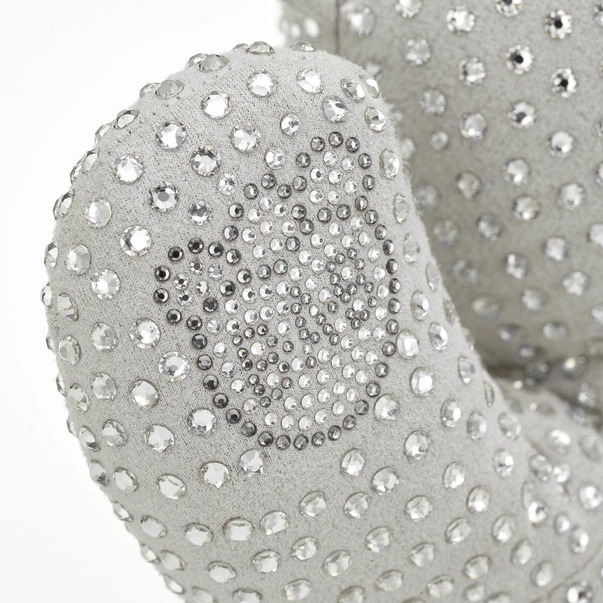 25th Celebration Collectible Featuring Swarovski® crystals | Build-A-Bear® - US 1590