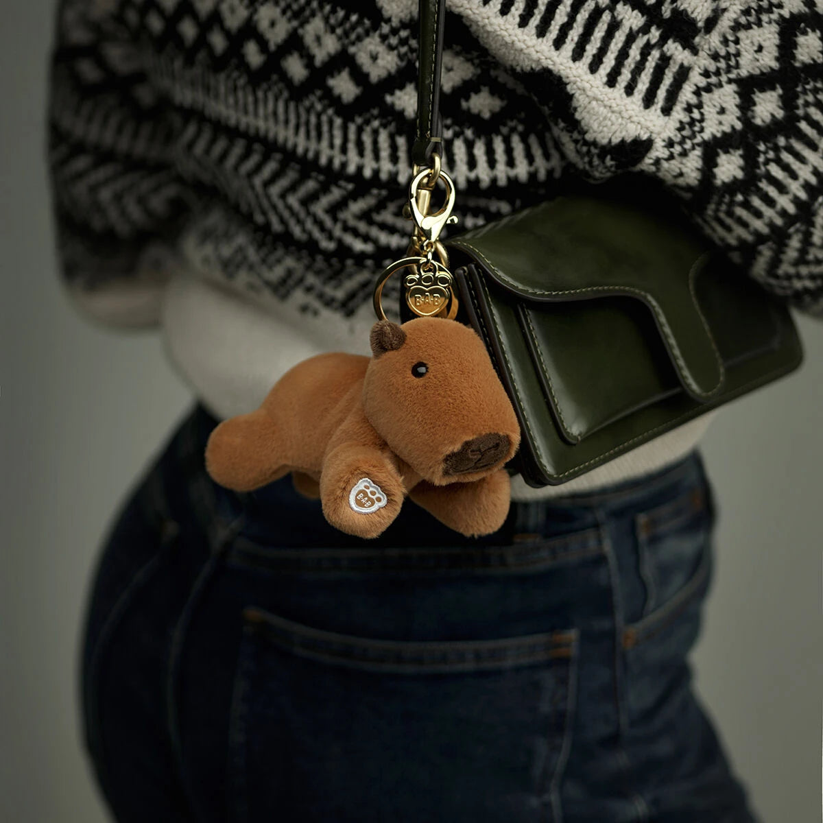 Capybara Plush Bag Charm | Build-A-Bear - US 4247