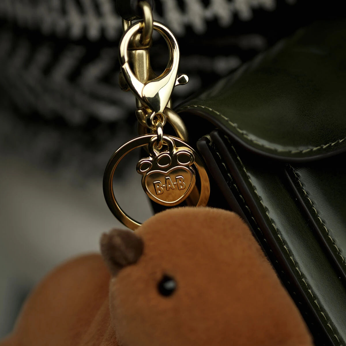 Capybara Plush Bag Charm | Build-A-Bear - US 4247